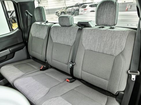 Used 2021 Ford F150 XLT w/ XTR Package image 12