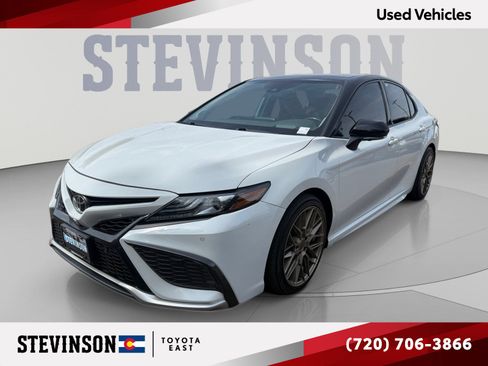 Used 2021 Toyota Camry XSE w/ Navigation Package FWD image 1