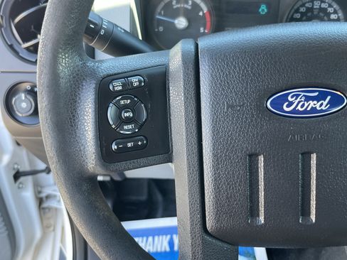 Used 2016 Ford F250 XL w/ XL Appearance Package AWD/4WD image 18
