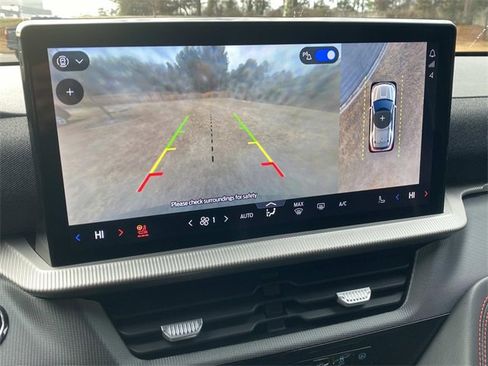 Used 2025 Ford Explorer ST-Line w/ Premium Package image 29