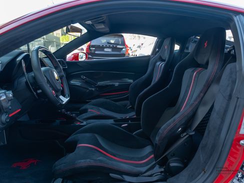 Certified 2020 Ferrari 488 Pista Coupe image 20