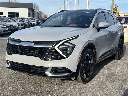 Certified 2024 Kia Sportage SX image 4