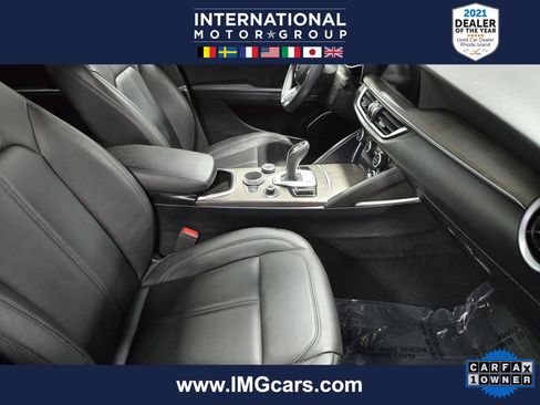 Used 2022 Alfa Romeo Stelvio Ti image 56