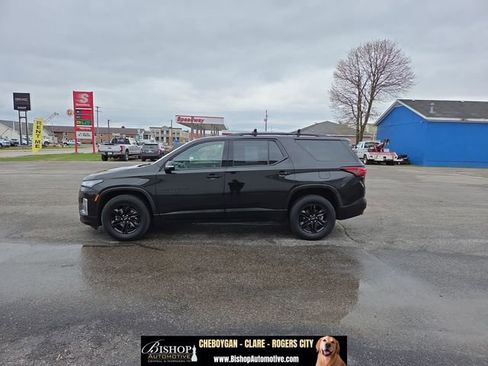 Used 2023 Chevrolet Traverse LT w/ Midnight/Sport Edition AWD/4WD image 2