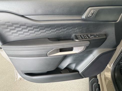 Used 2025 Ford Ranger XLT w/ Equipment Group 301A High image 20