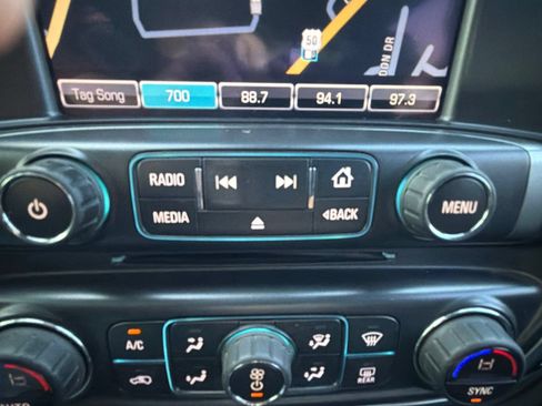 Used 2015 Chevrolet Silverado 2500 LTZ w/ Duramax Plus Package AWD/4WD image 27