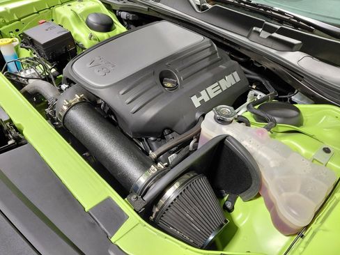 Used 2023 Dodge Challenger R/T w/ Blacktop Package image 19