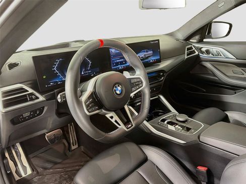 Certified 2025 BMW M440i Coupe w/ Premium Package RWD image 9