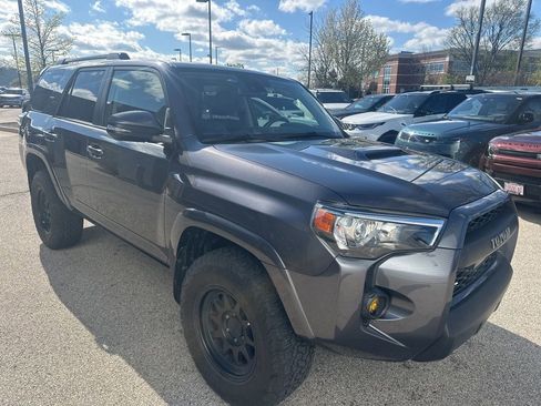 Used 2020 Toyota 4Runner TRD Off-Road Premium w/ Moonroof Package image 11