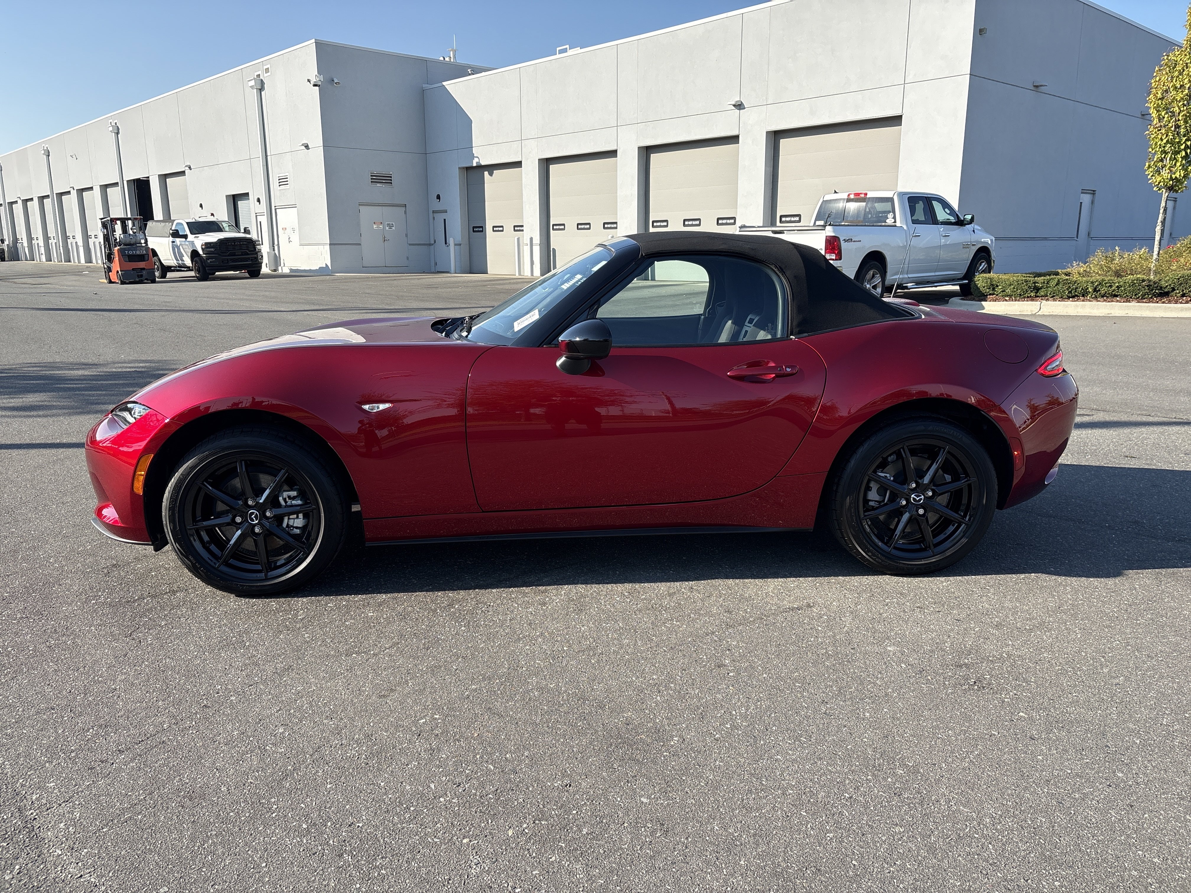 Used 2026 MAZDA MX-5 Miata Sport w/ Interior Package RWD image 6