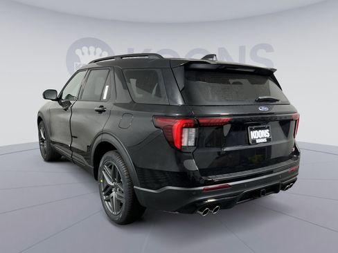 New 2026 Ford Explorer ST w/ Sun And Sound Package image 4