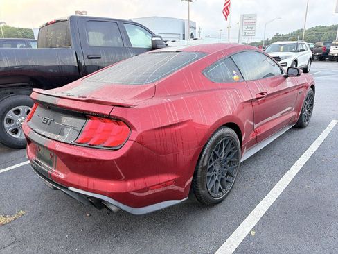 Used 2018 Ford Mustang GT RWD image 4