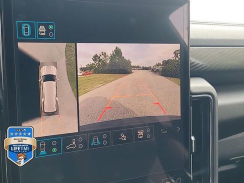 New 2026 GMC Yukon XL AT4 w/ AT4 Premium Plus Package AWD/4WD image 31
