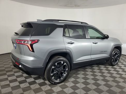 New 2026 Chevrolet Equinox RS FWD image 4