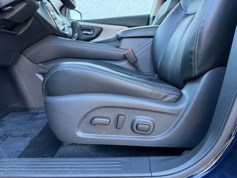 Used 2024 Nissan Murano SV image 12