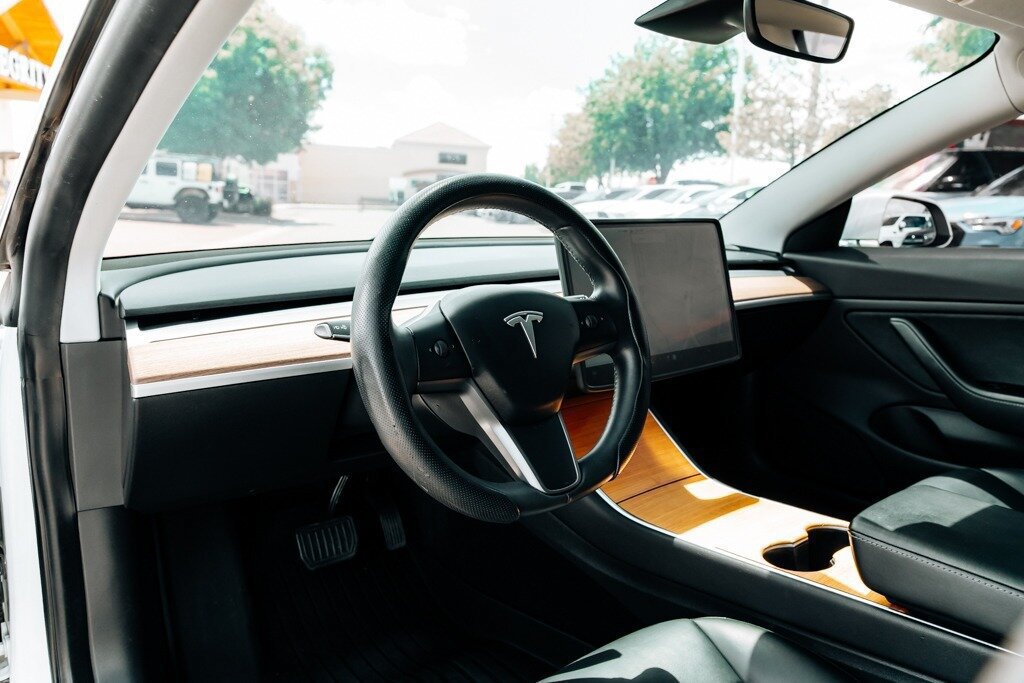Used 2019 Tesla Model 3 Long Range AWD/4WD image 17