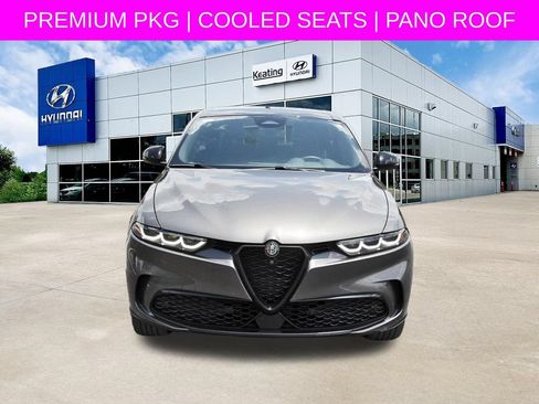 Used 2024 Alfa Romeo Tonale Veloce AWD/4WD image 2