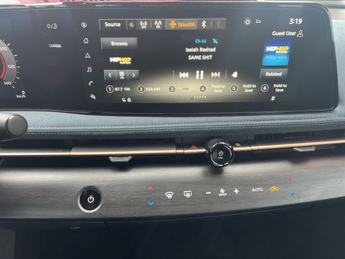 Certified 2024 Nissan Ariya AWD image 25