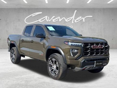 Used 2025 GMC Canyon AT4 w/ AT4 Premium Package AWD/4WD image 2