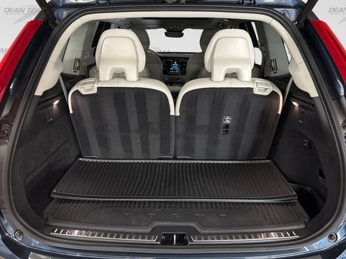 Used 2025 Volvo XC90 B6 Plus w/ Protection Package Premier AWD/4WD image 17