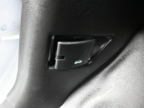 Used 2023 Chevrolet Express 3500 LS RWD image 25