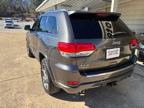 Used 2020 Jeep Grand Cherokee Overland AWD/4WD image 10
