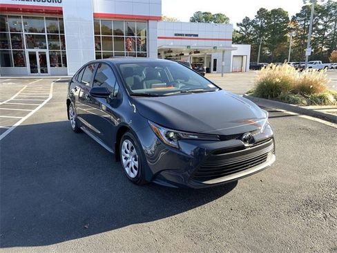 New 2026 Toyota Corolla LE image 2