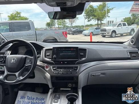Used 2021 Honda Pilot Special Edition image 3