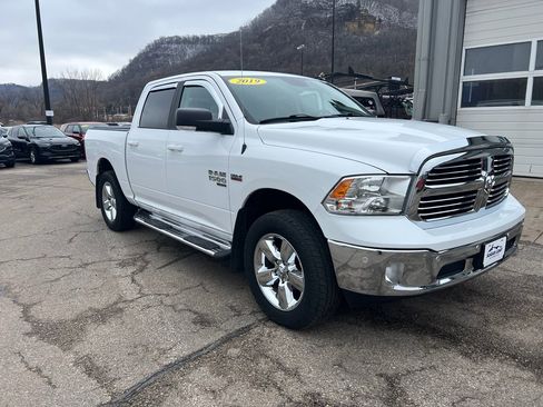 Used 2019 RAM 1500 Big Horn image 2