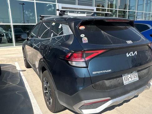 Certified 2025 Kia Sportage EX AWD/4WD image 4