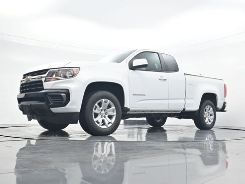 Used 2022 Chevrolet Colorado LT w/ Fleet Safety Package image 25