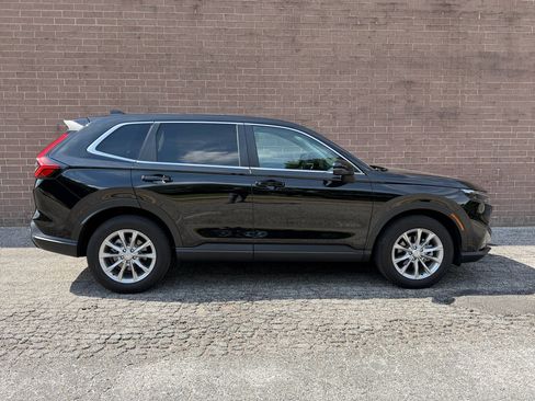Used 2025 Honda CR-V EX image 25