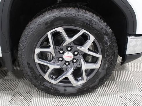 New 2026 GMC Sierra 1500 SLT w/ SLT Premium Plus Package image 43