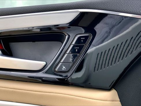 Certified 2026 Acura MDX FWD w/ Technology Package image 30