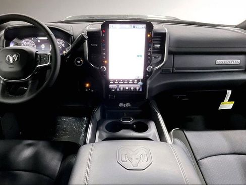 New 2026 RAM 2500 Laramie AWD/4WD image 6