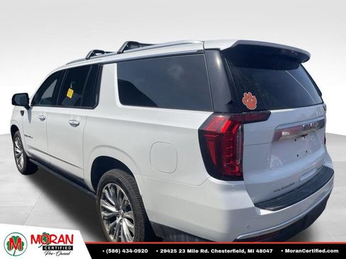 Used 2022 GMC Yukon XL Denali w/ Denali Premium Package AWD/4WD image 7