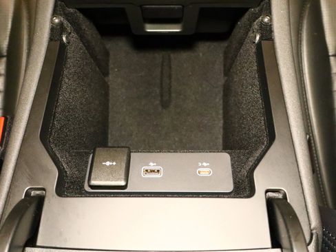 Used 2021 Land Rover Discovery Sport S image 27