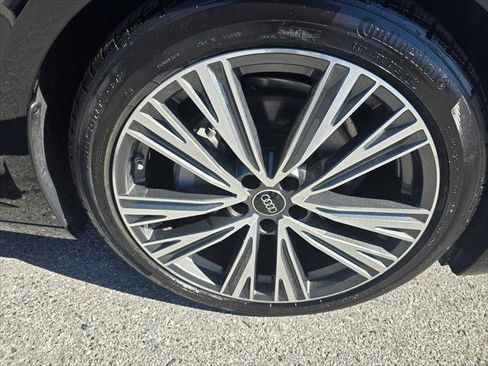 Used 2024 Audi A6 2.0T Premium w/ Convenience Package AWD/4WD image 9