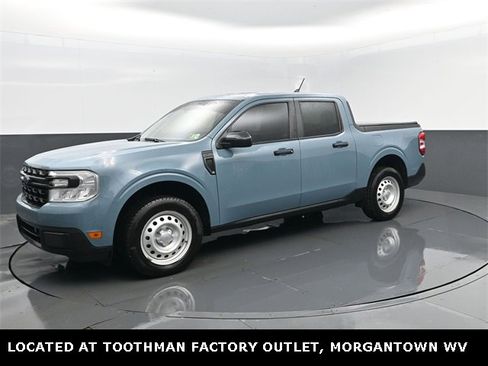 Used 2022 Ford Maverick XL image 1