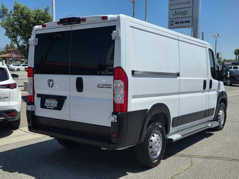 Used 2023 RAM ProMaster 2500 FWD image 5