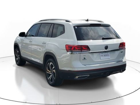Used 2022 Volkswagen Atlas SEL AWD/4WD image 3