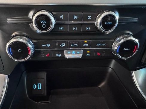 Used 2022 Ford F150 XLT w/ Equipment Group 302A High image 21