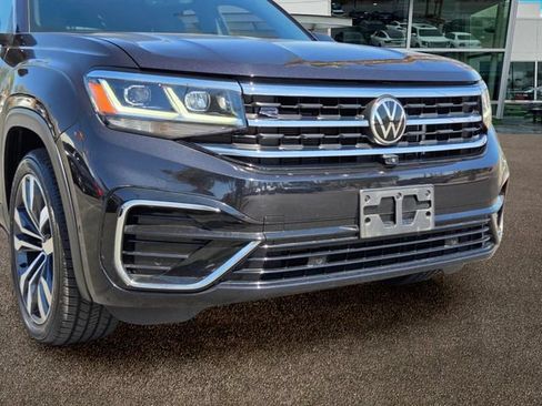 Certified 2023 Volkswagen Atlas Cross Sport SEL Premium R-Line AWD/4WD image 10