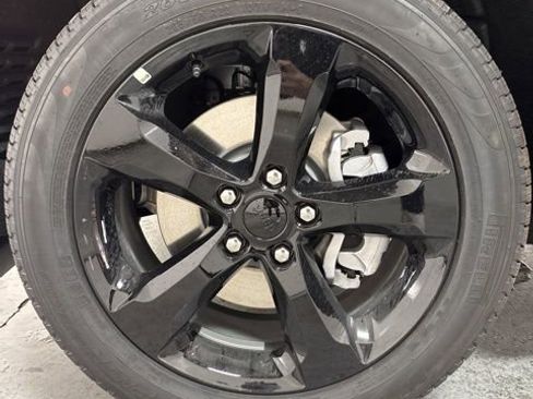 New 2025 Jeep Grand Cherokee L Limited w/ Luxury Tech Group II image 10