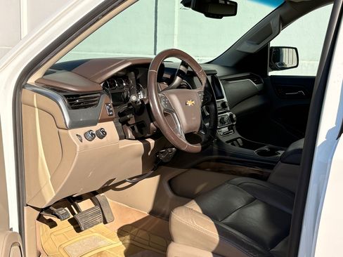 Used 2018 Chevrolet Tahoe LT image 5