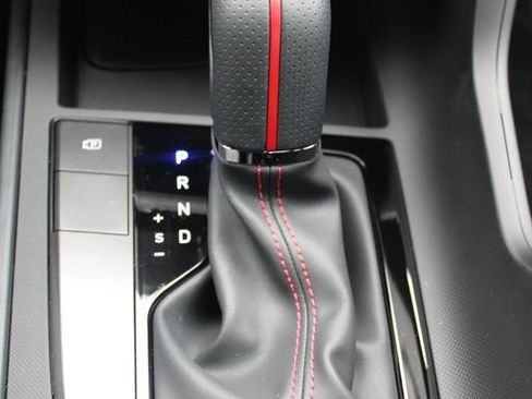 Certified 2025 Hyundai Elantra N Line image 23