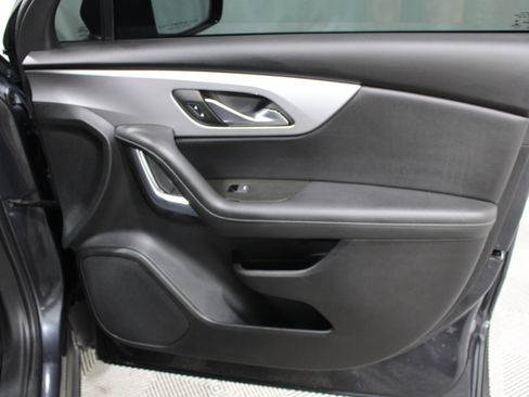 Used 2022 Chevrolet Blazer LT FWD image 26