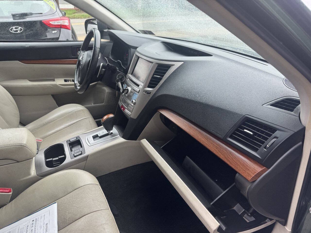 Used 2014 Subaru Outback 2.5i Limited AWD/4WD image 26