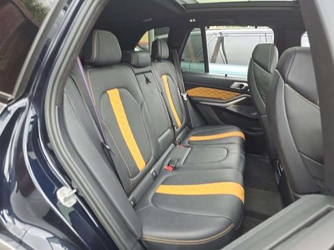 Used 2020 BMW X5 M Competition w/ Executive Package AWD/4WD image 8