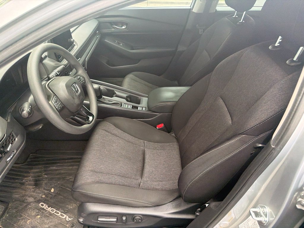 Used 2024 Honda Accord EX image 8